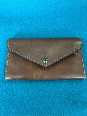 Patricia Nash Golden Brown Envelope-Style Leather Wallet Clutch